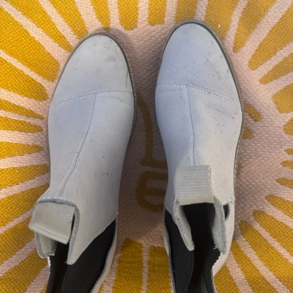 Toms Booties - Picture 8 of 8